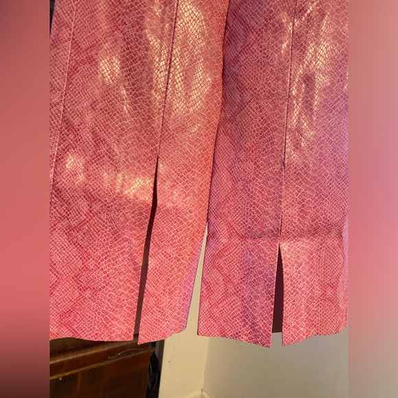 Pink Snake Print BCBG Pants. - Picture 4 of 13